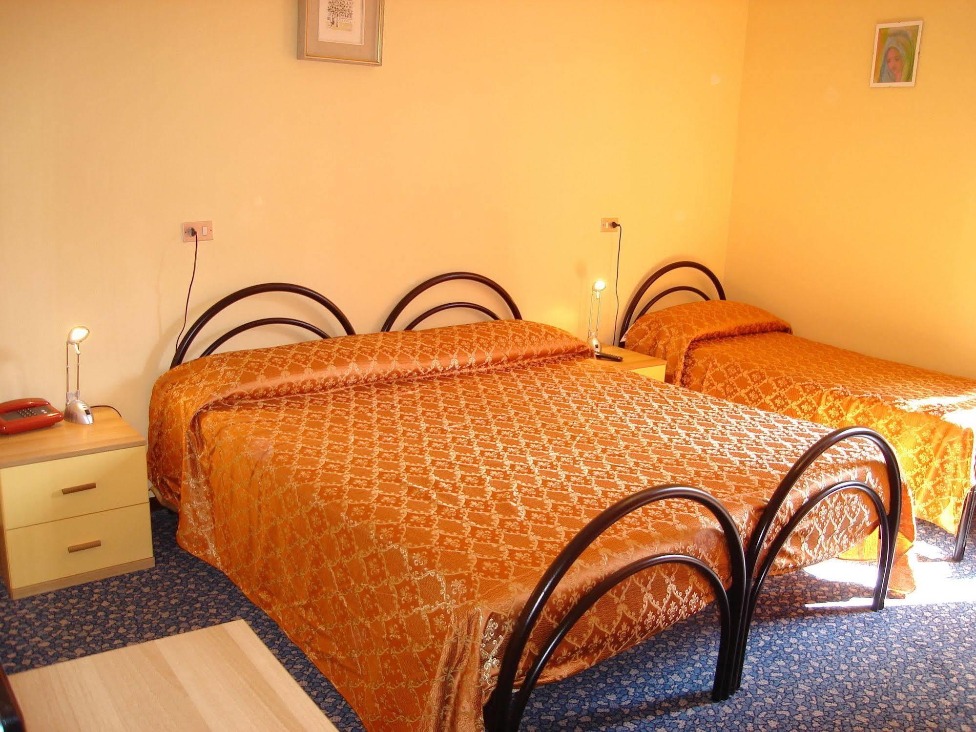 Hotel Spampatti Castione della Presolana Kültér fotó